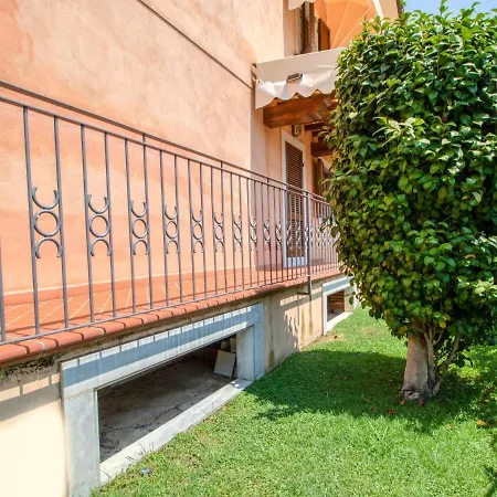Serenella By Interhome Pietrasanta
